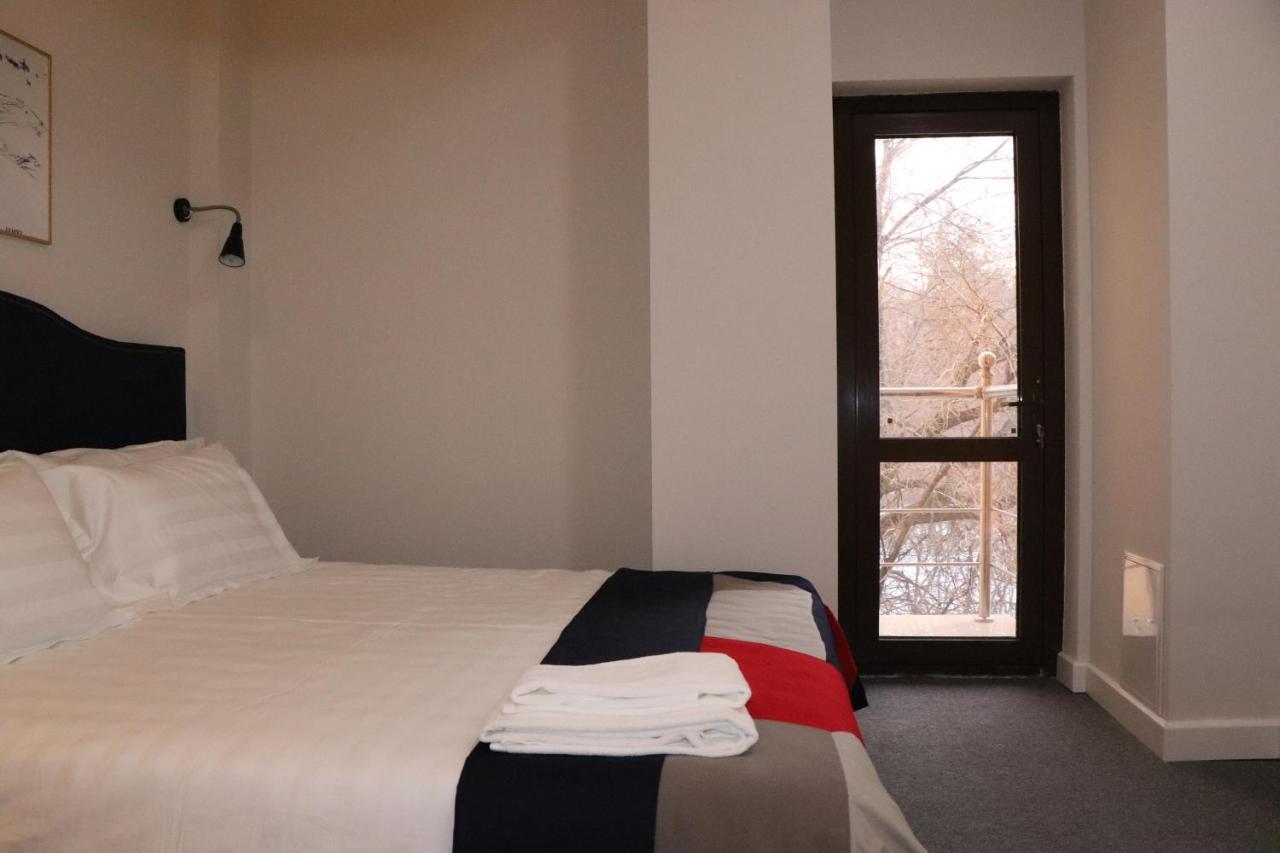 אלמטי Mika Hotel מראה חיצוני תמונה