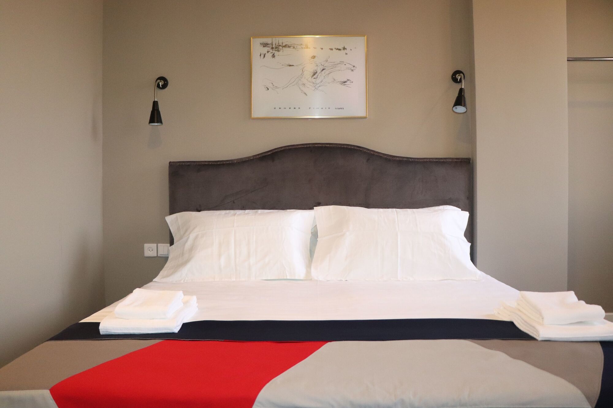 אלמטי Mika Hotel מראה חיצוני תמונה